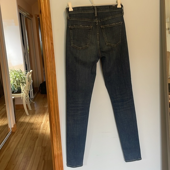 Barely worn Citizens of Hunanity jeans. Size 24 - Rocket High rise jeans - Picture 3 of 3